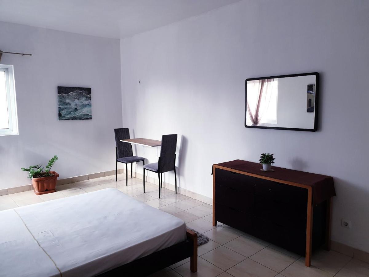 Guest House Mangui Baxu Rooms & Apartment Тарафал Екстериор снимка